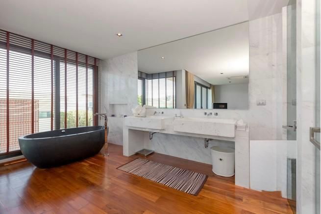 Property image - gallery 11