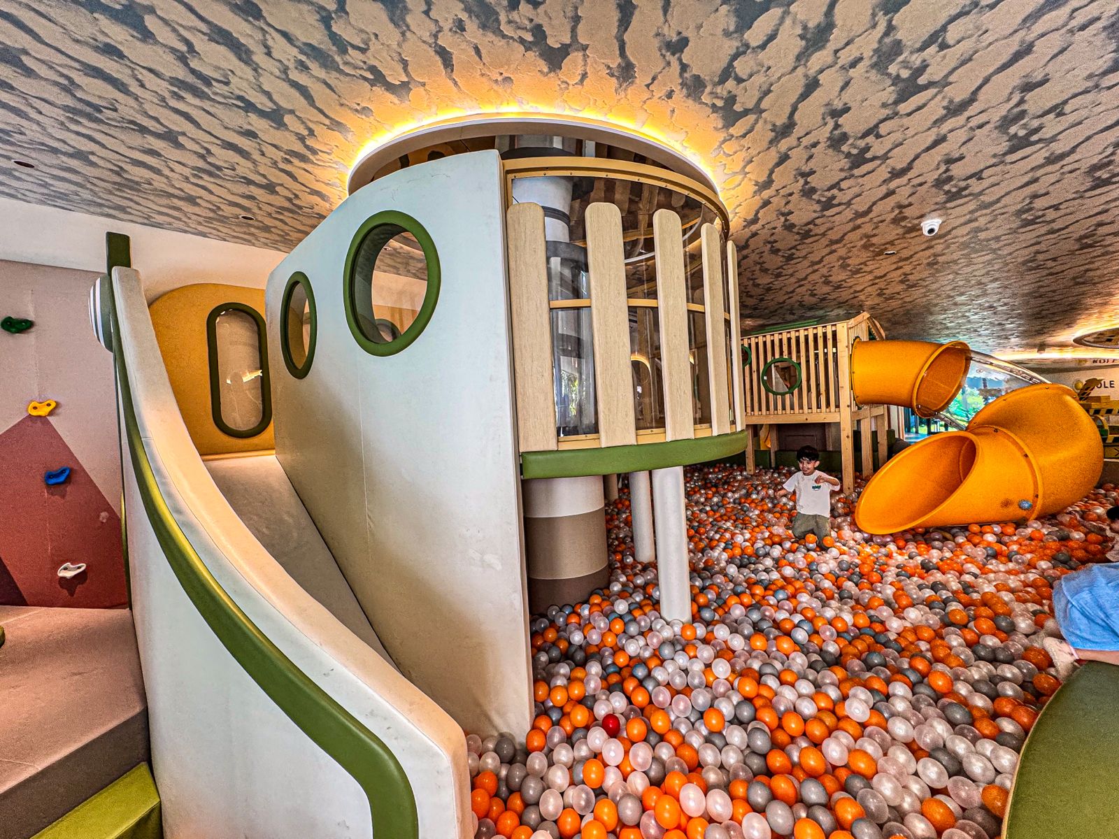 Property image - gallery 26