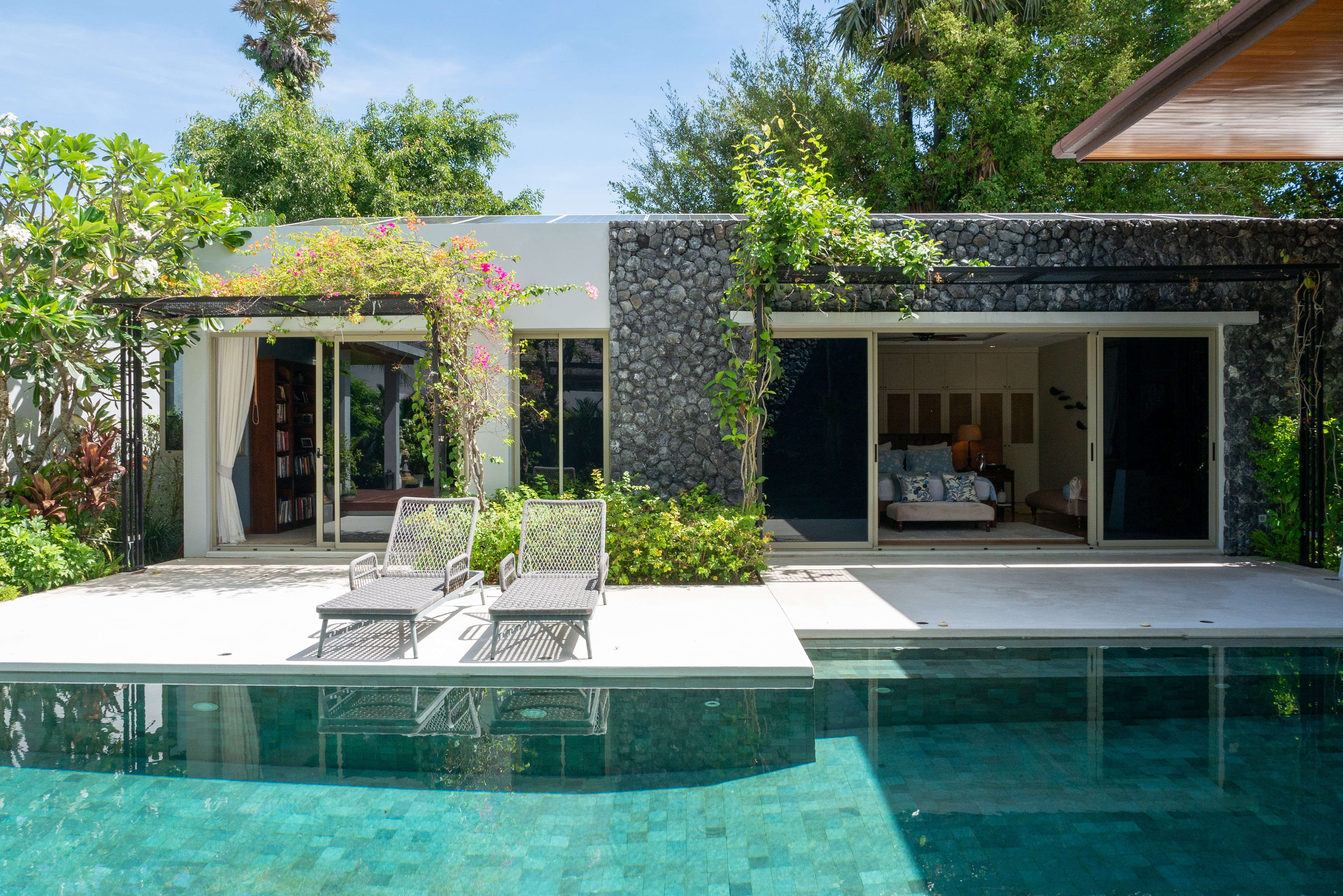 Property image - photo 2