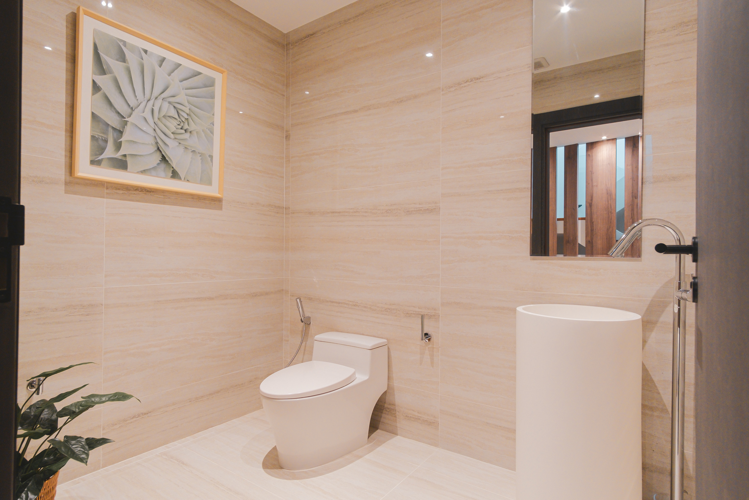 Property image - gallery 17