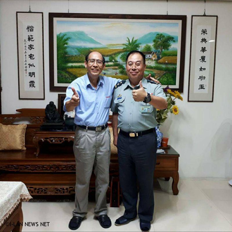 陳榮楷藏頭詩 副參謀總長徐衍璞與金土地公結緣