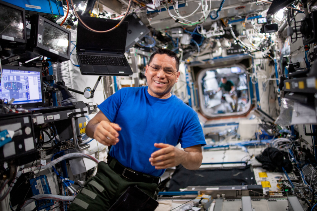Frank Rubio floating inside the ISS at zero gravity