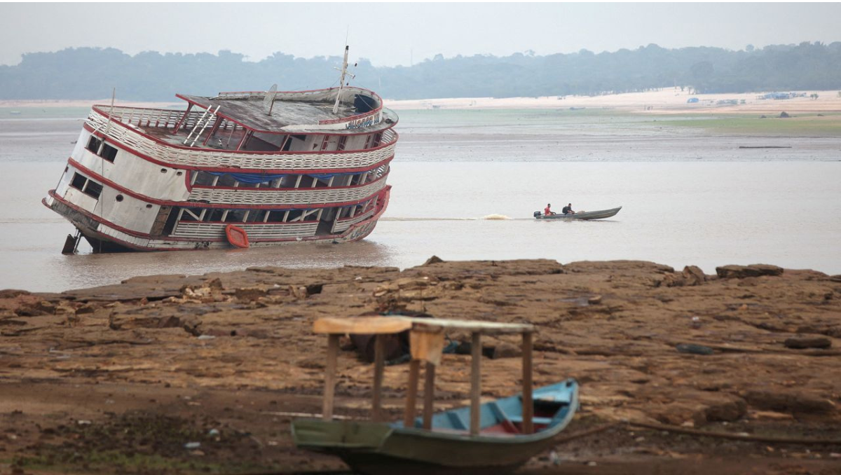 Brazil's Drought causes low water levels in Amazon rivers