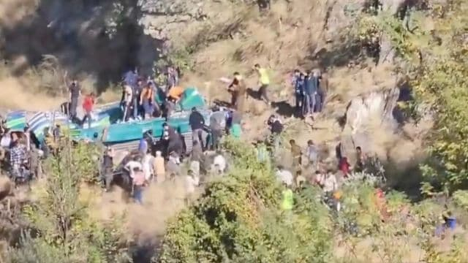bus plunges into gorge in jammu and kashmir, leaving 36 dead