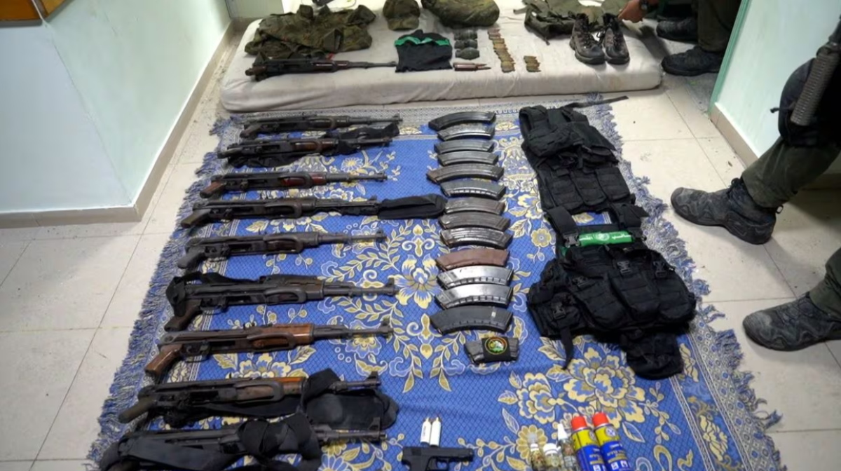 Weapons, rifles at Al-Shifa