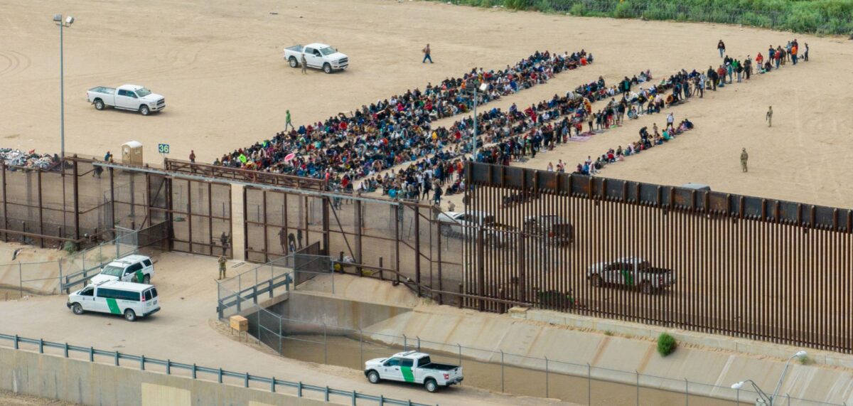 US Wall for immigration in border