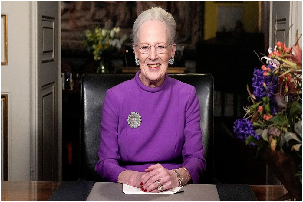 On December 31, in her New Year’s Eve speech broadcast on Danish television, Margarethe announced her abdication in an address.