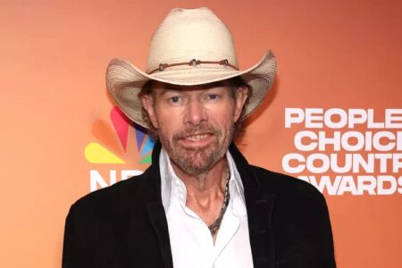 Toby Keith passes away after being diagnosed with stomach cancer