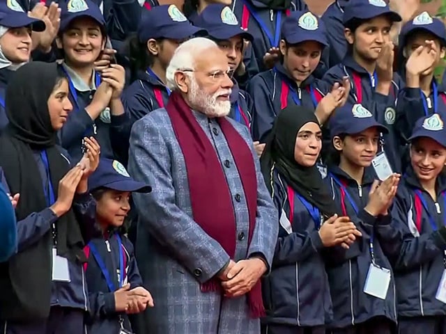 Jammu School students with PM Modi