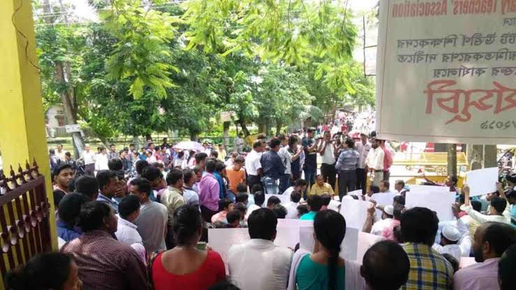 TISS fires 55 professors and 60 support staff from all its locations because of financial problems