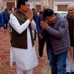 प्रमुख चुनाव: विनय तिवारी ने आशीष राय और गणेश शंकर पांडे ने अपनी बहू अंजली को भराया पर्चा
