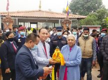 राज्यपाल ने लुम्बिनी में बौद्ध विहारों को  दर्शन कर जाना बौद्ध धर्म का मर्म