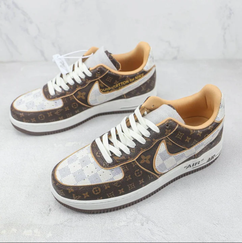 Custom Air Force 1 07 Low LV Sneakers