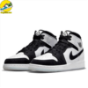 Air Jordan 1 Mid Black White Diamond