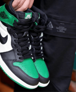 Air Jordan 1 Retro High Celtics