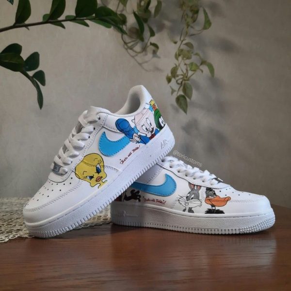 Looney Tunes Hadnmade Custom Air Force 1