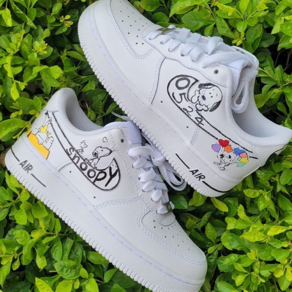 Snoopy Painting Custom Air Force 1