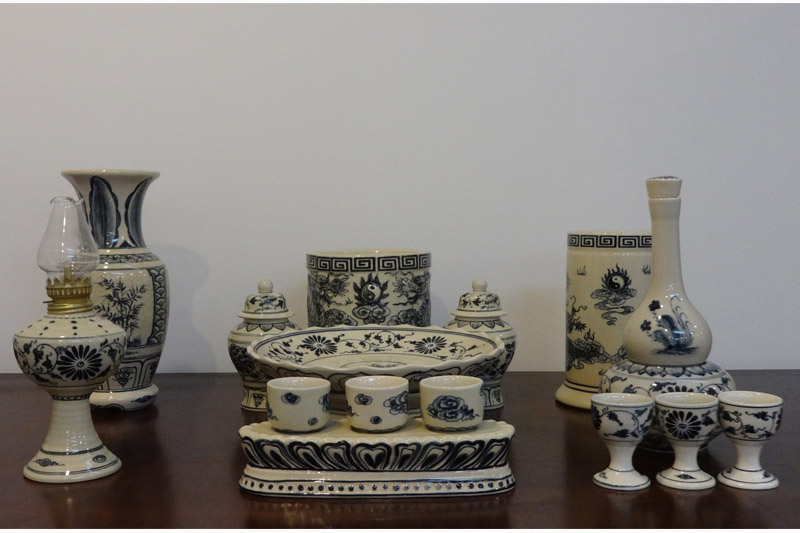 Bộ đồ thờ gia tiên đầy đủ gồm những gì theo từng không gian?