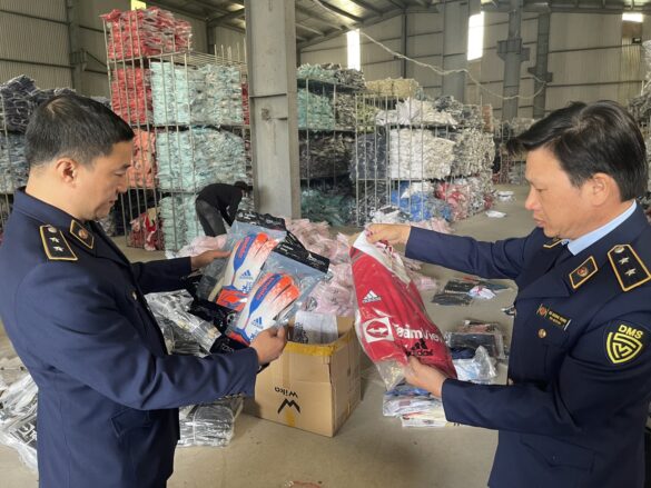 Kinh doanh hàng hóa giả mạo nhãn hiệu