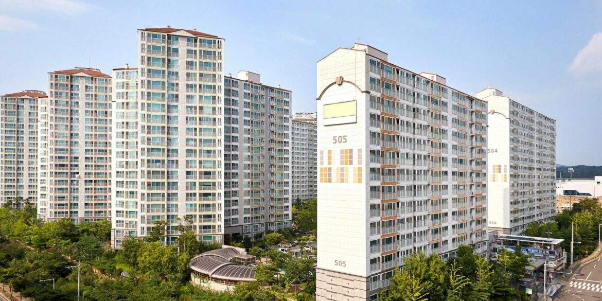 Mua chung cư hết bao nhiêu phí công chứng