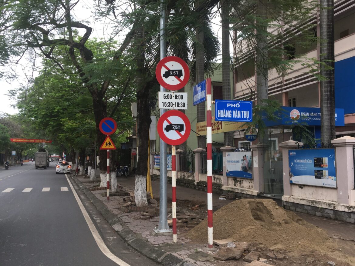 Mức phạt lỗi đi vào đường cấm