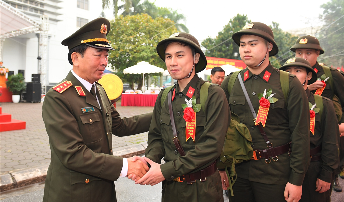 Chiều cao, cân nặng đi nghĩa vụ công an năm 2023 là bao nhiêu?