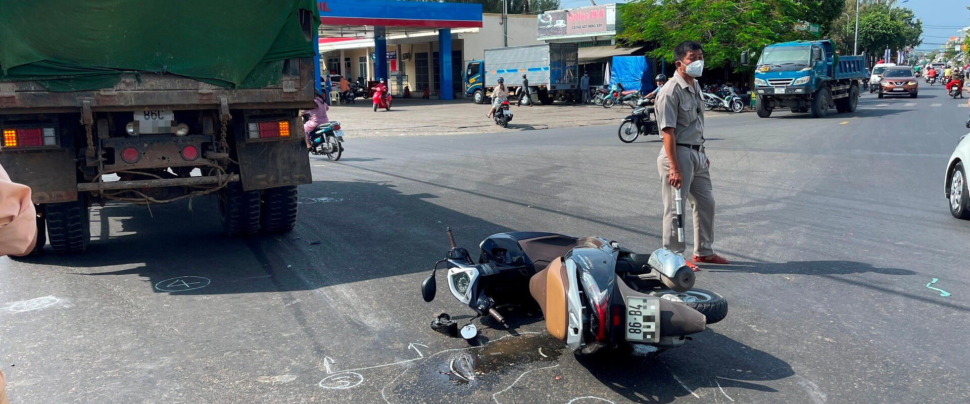 Tai nạn trên đường đi làm về được hưởng chế độ gì?