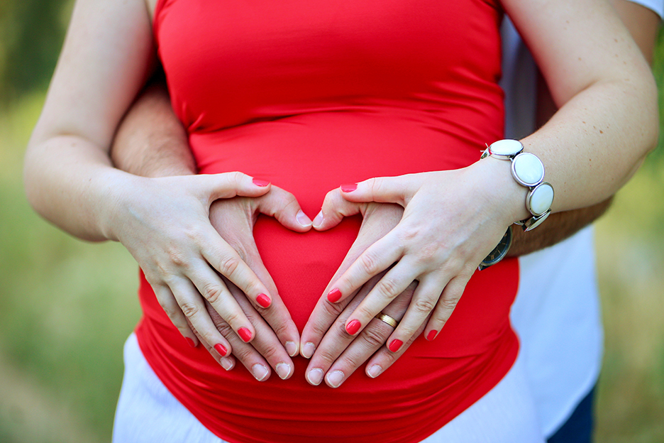 Sinh con ở nước ngoài có được hưởng chế độ thai sản không?
