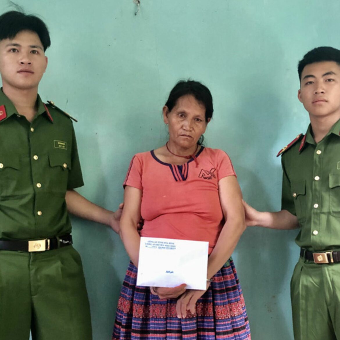 Mẫu biên bản bắt người phạm tội quả tang mới năm 2023