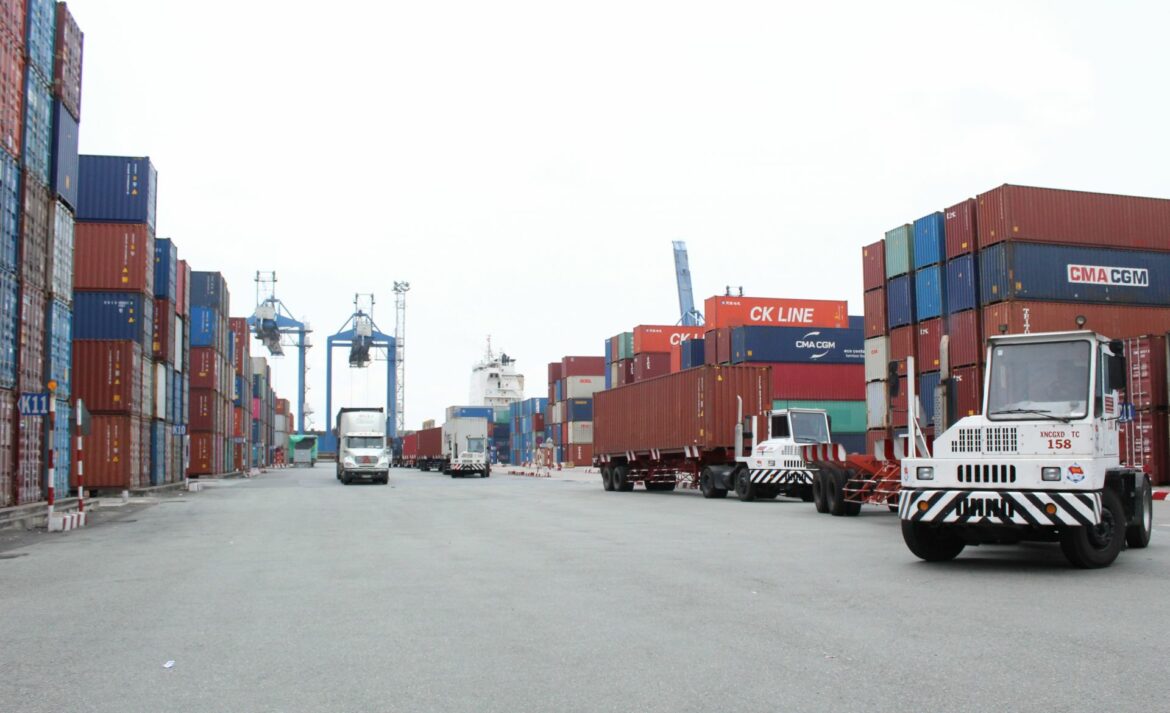 Thủ tục đổi tên cảng cạn