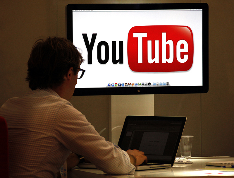 Thu nhập từ YouTube đóng thuế như thế nào?