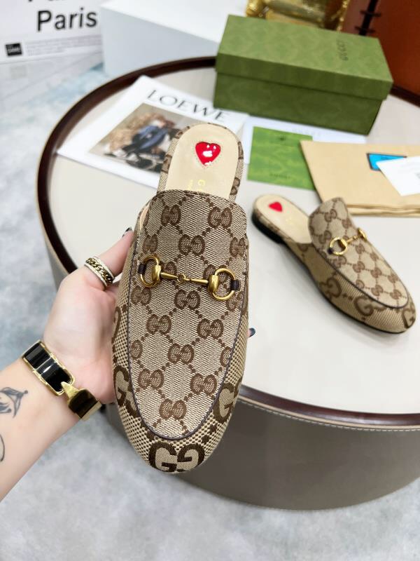 D177G Gucci loafers 65$ gallery