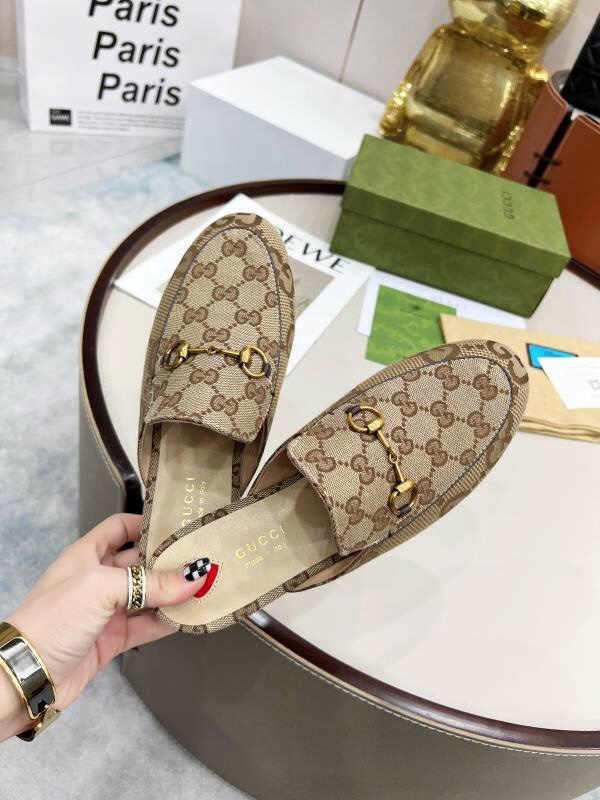 D177G Gucci loafers 65$ gallery