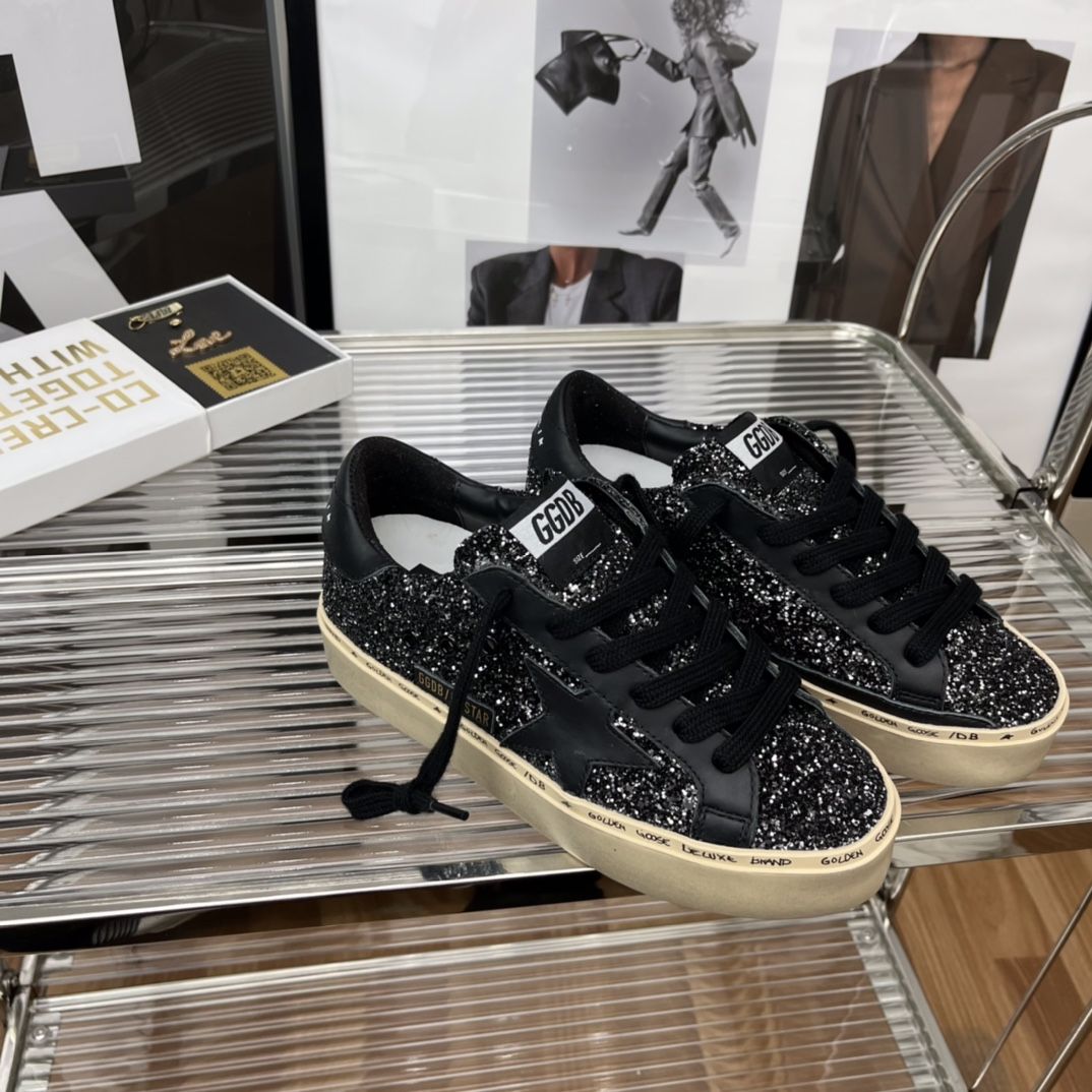 D276G Golden Goose Deluxe Brand Thick sole shoes 85$ gallery