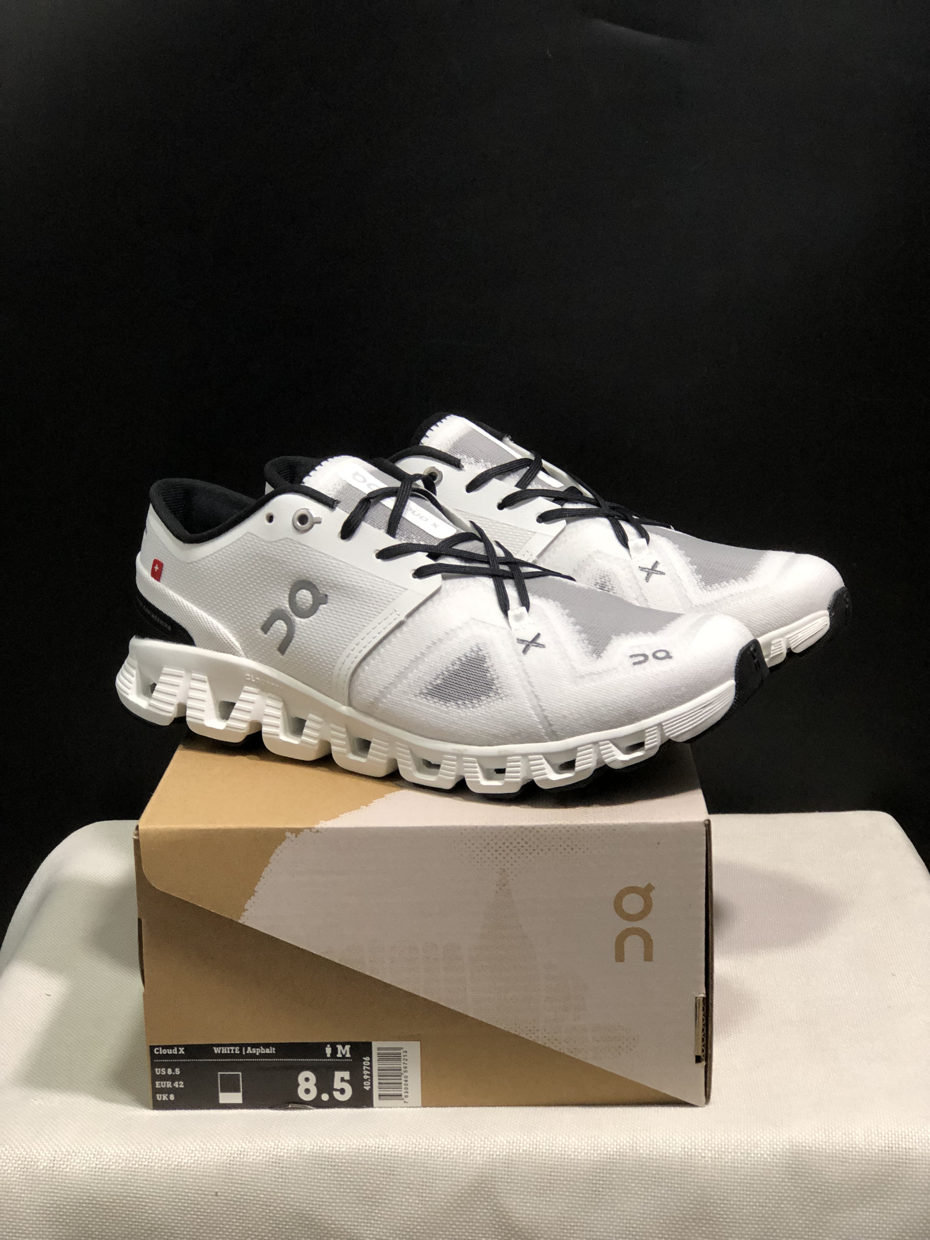 D398G On Cloud X1-X3 42$ gallery