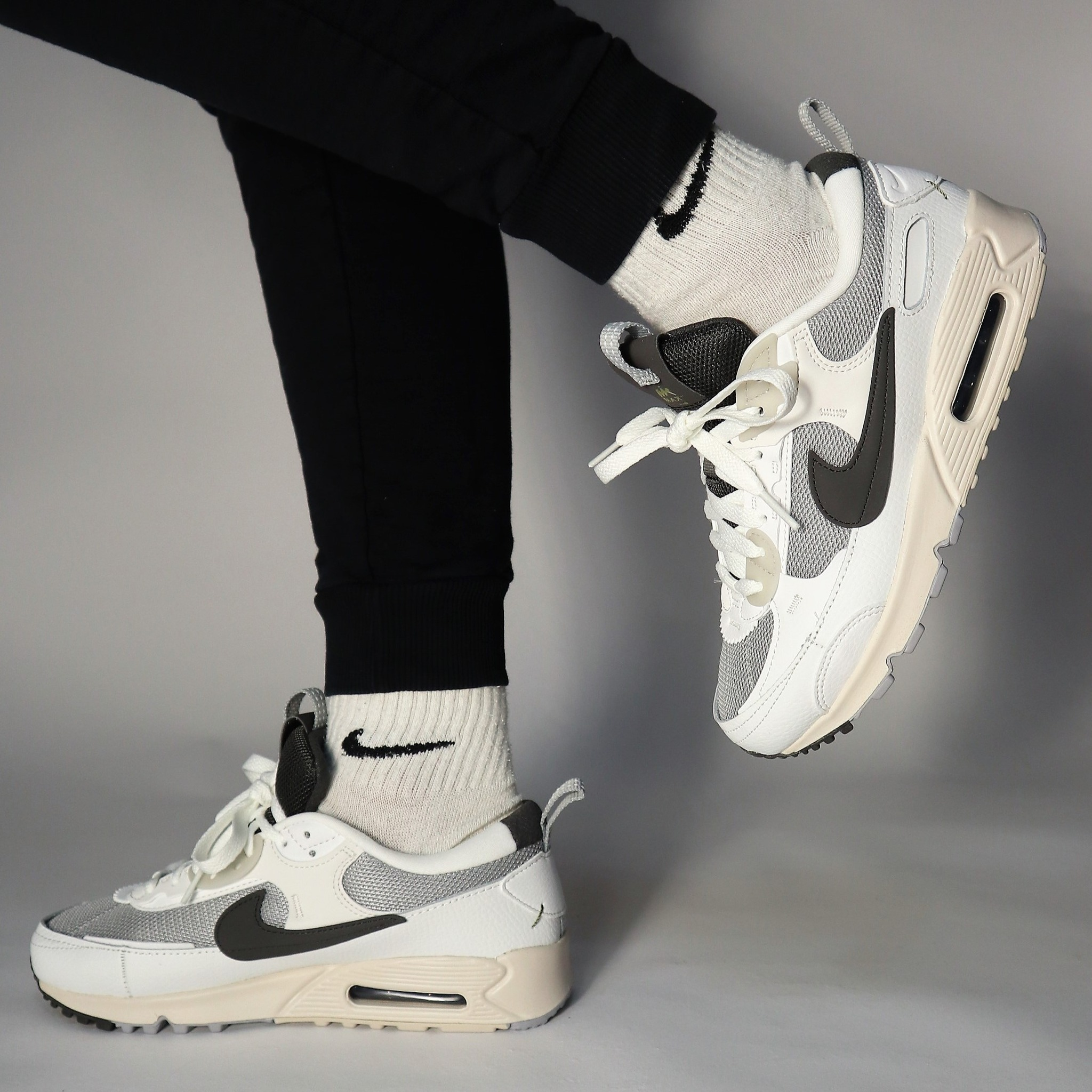 D472G Nike Air Max 90 Futura 45$ gallery