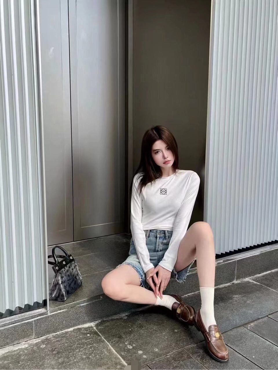 D483G LOEWE knitted long sleeve 28$ gallery