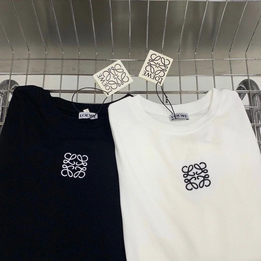D483G LOEWE knitted long sleeve 28$ gallery