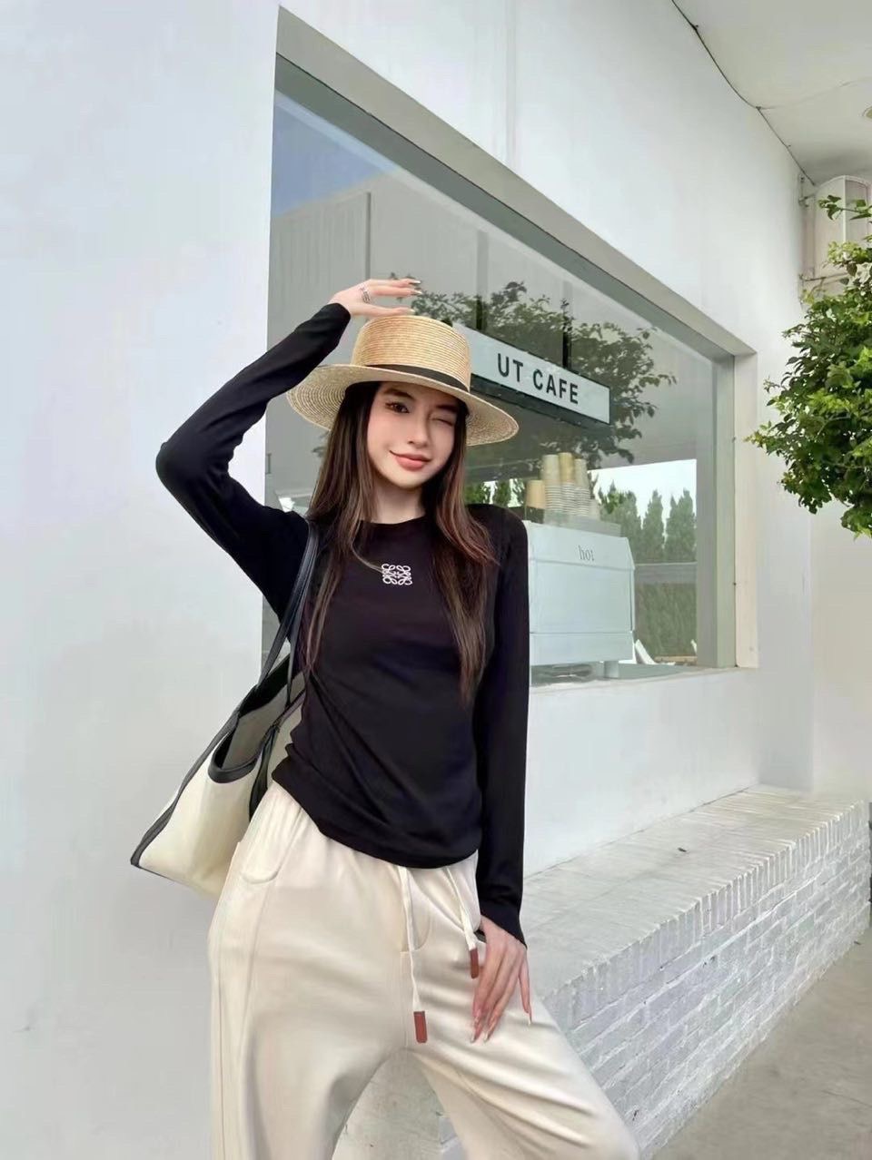 D483G LOEWE knitted long sleeve 28$ gallery