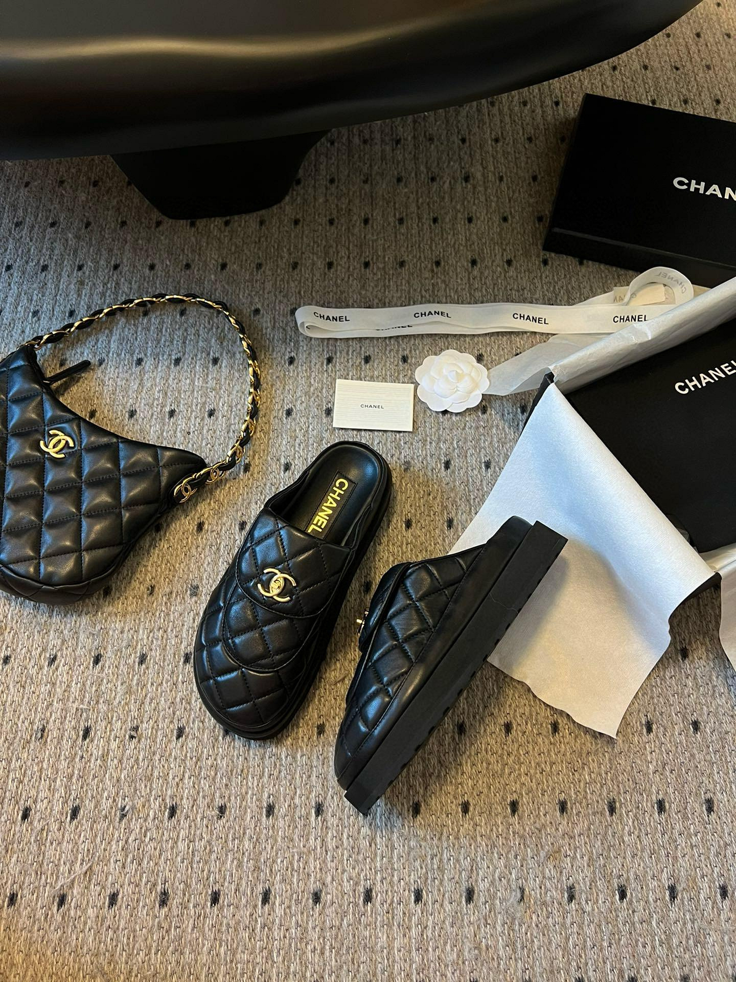 D516G Chanel thick sole half slippers sandals 75$ gallery