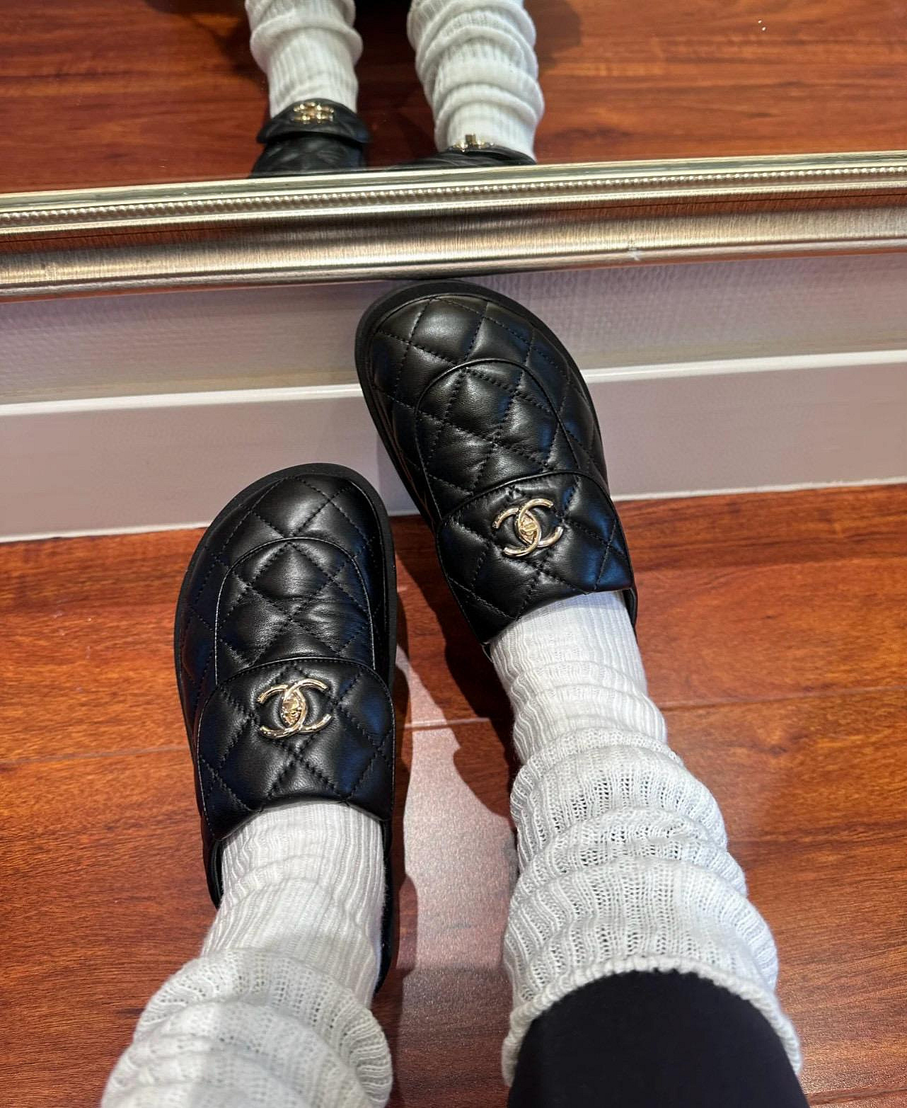 D516G Chanel thick sole half slippers sandals 75$ gallery