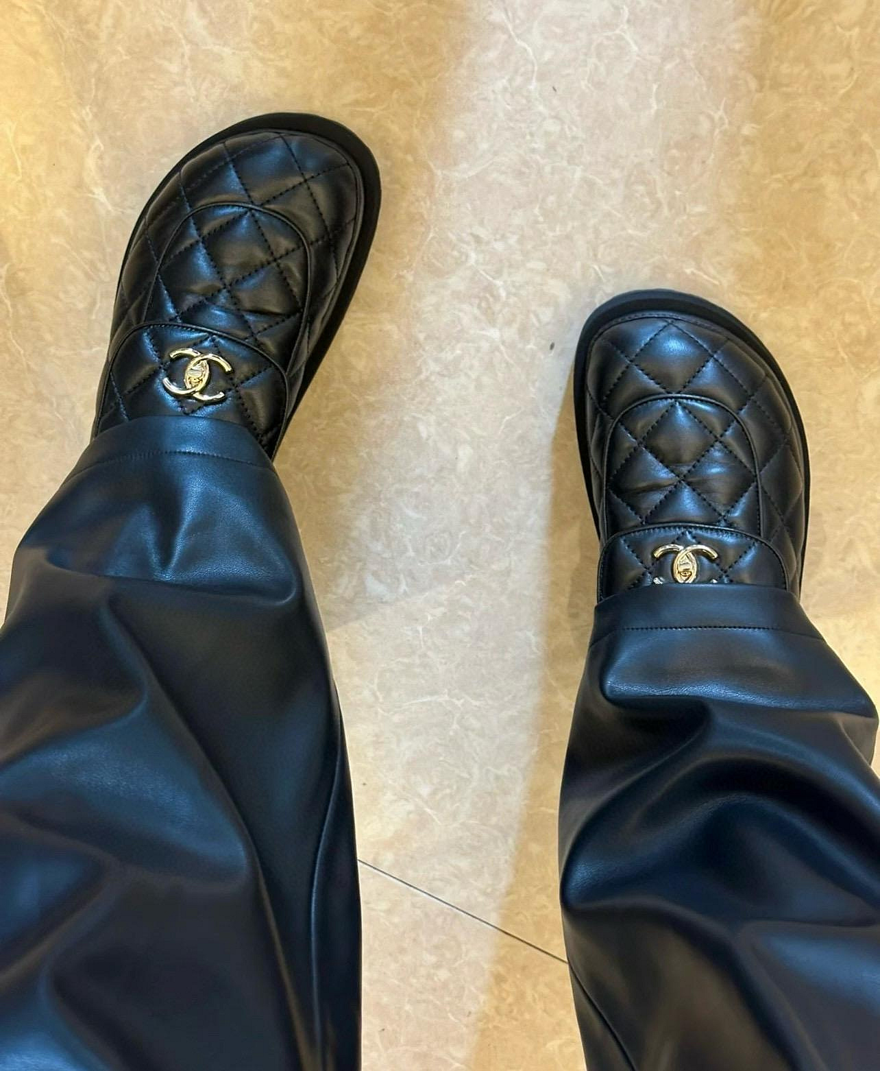 D516G Chanel thick sole half slippers sandals 75$ gallery