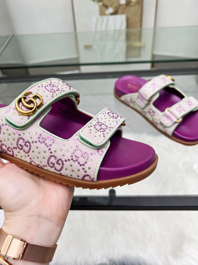 D573G Gucci slippers 82$ gallery