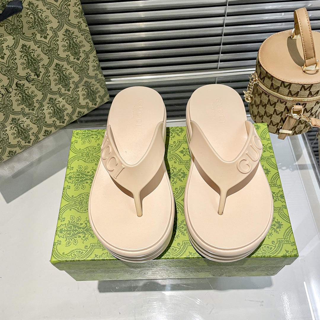 D590G Gucci Platform Flip Flops 39.9$ gallery