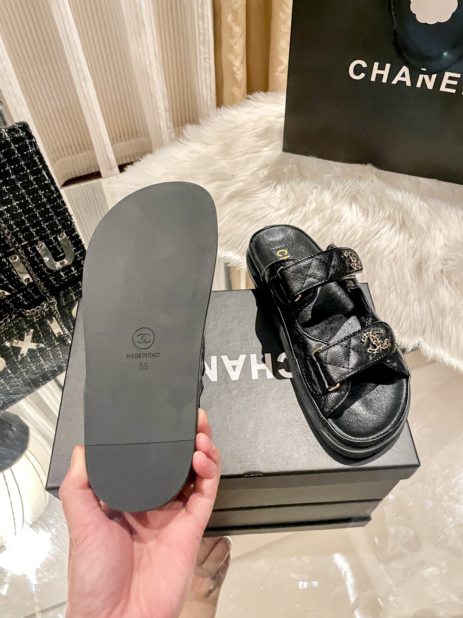 D591G Chanel sandals 48$ gallery