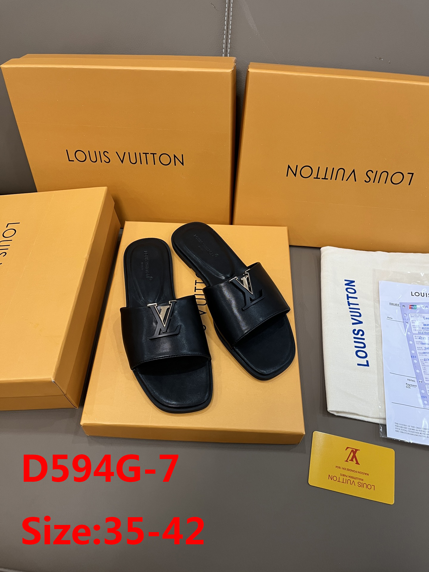 D594G Louis Vuitton Slippers 36.9$ gallery