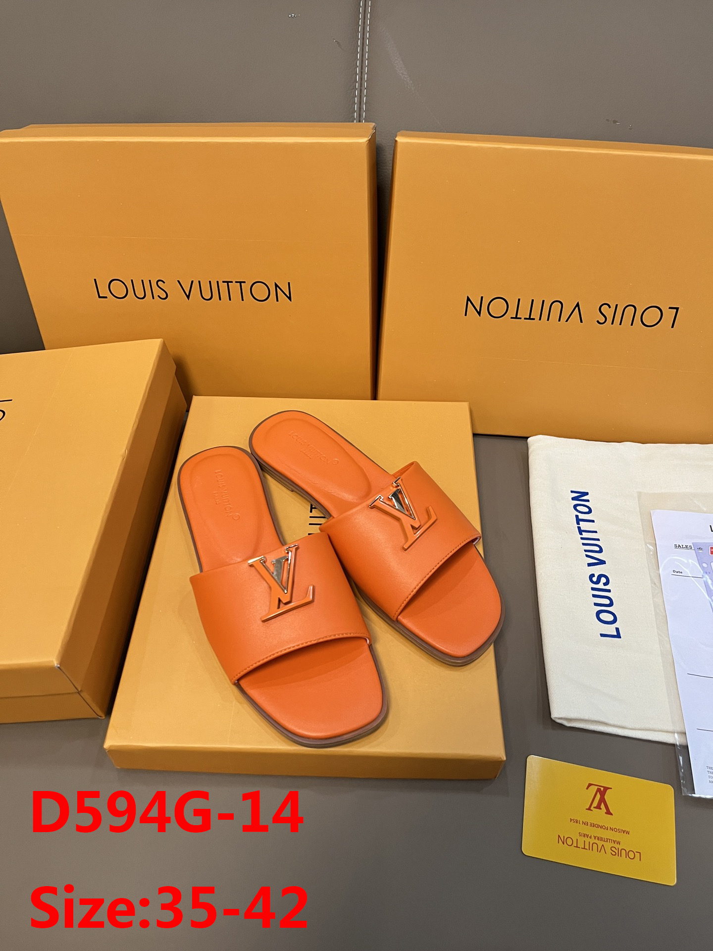 D594G Louis Vuitton Slippers 36.9$ gallery