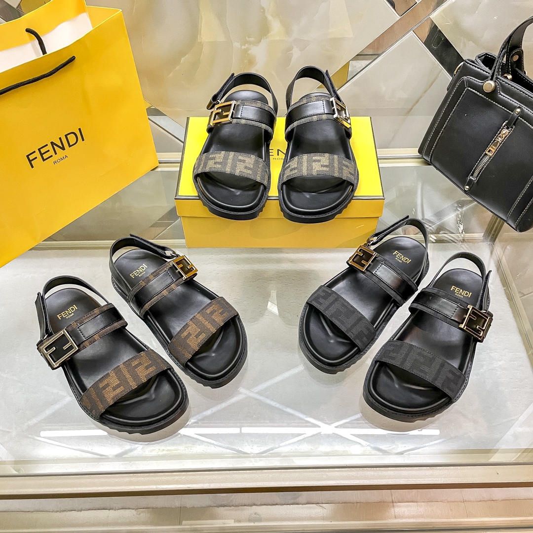 D595G Fendi slippers 39.9$ gallery