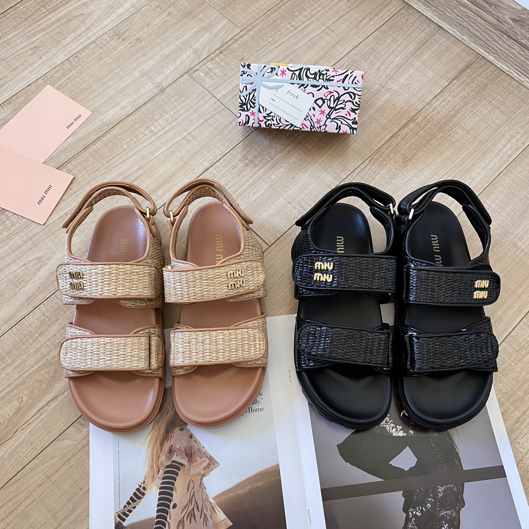 D614G MiuMiu  sandals 42$ gallery