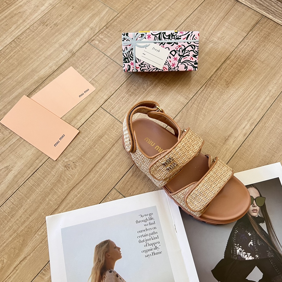 D614G MiuMiu  sandals 42$ gallery
